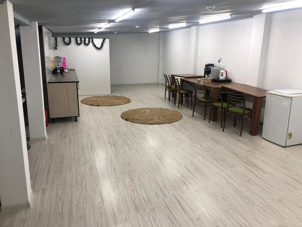 Hostelpoint Tasjkent Exteriör bild