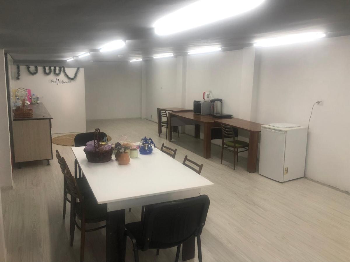 Hostelpoint Tasjkent Exteriör bild